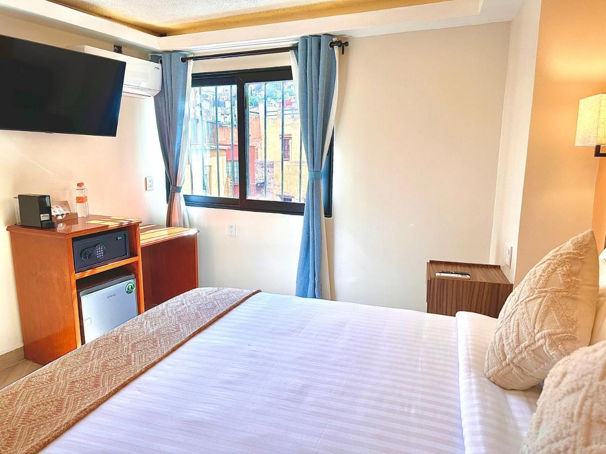 Suites Del Jardin Principal Γκουαναχουάτο Εξωτερικό φωτογραφία