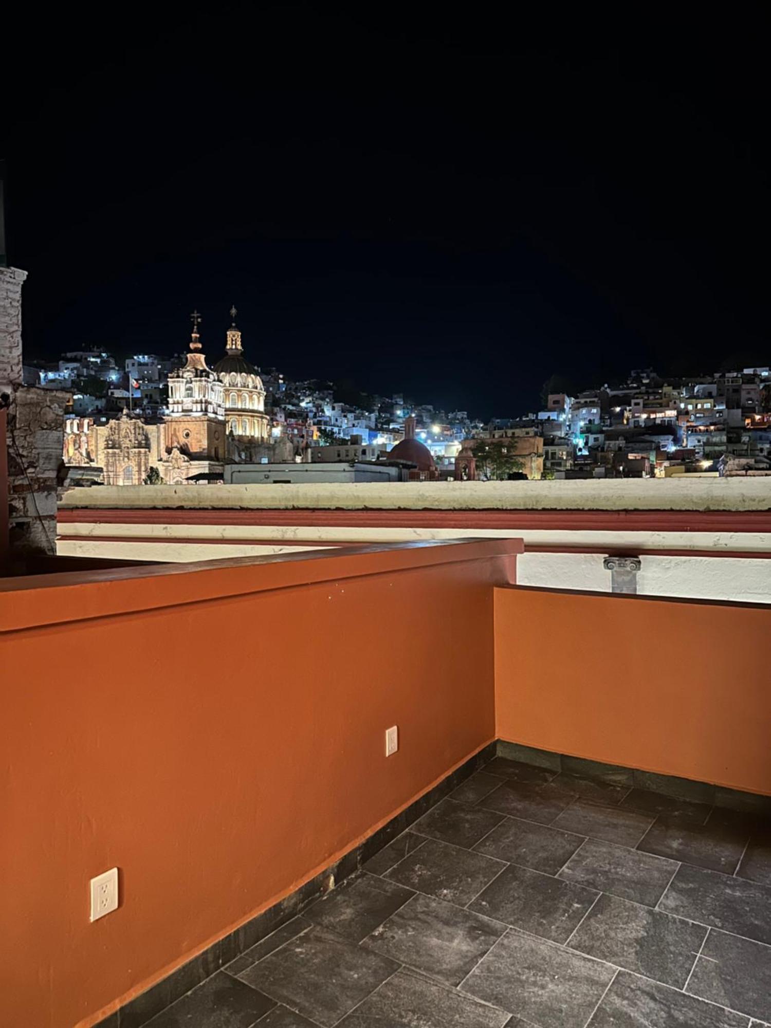 Suites Del Jardin Principal Γκουαναχουάτο Εξωτερικό φωτογραφία